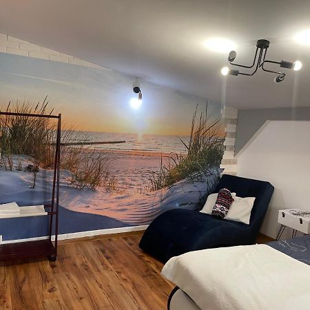 Apartament Przy Ulicy Zaruskiego Blisko Plazy Ustka Ngoại thất bức ảnh